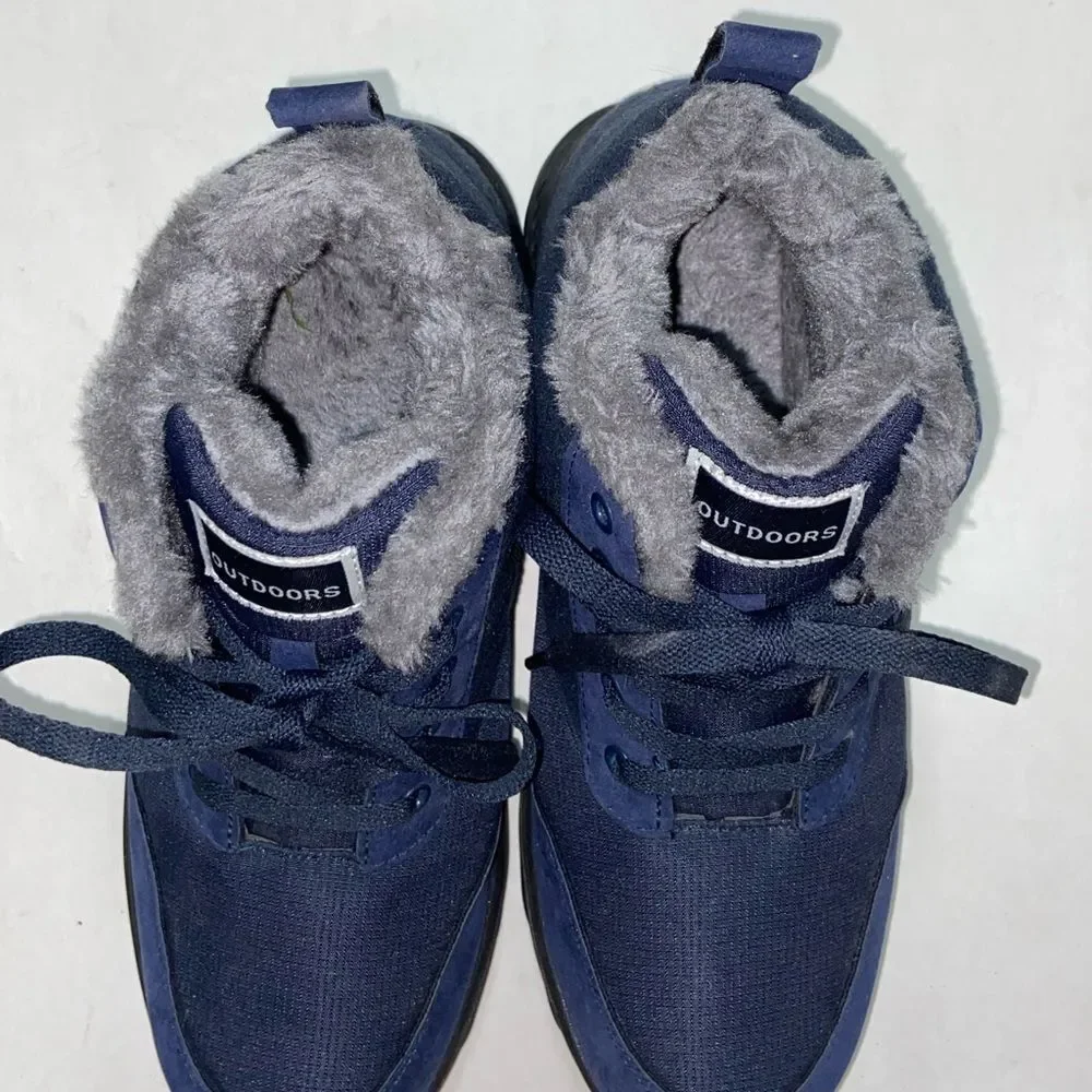 Outdoors Dark Blue Women’s Boots with Soft Gray Lining Size 41.5